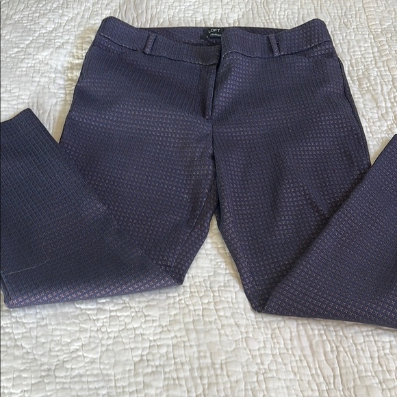 Ann Taylor loft Julie skinny capri 14 NWOT
Stretch blur red pattern - Picture 1 of 7